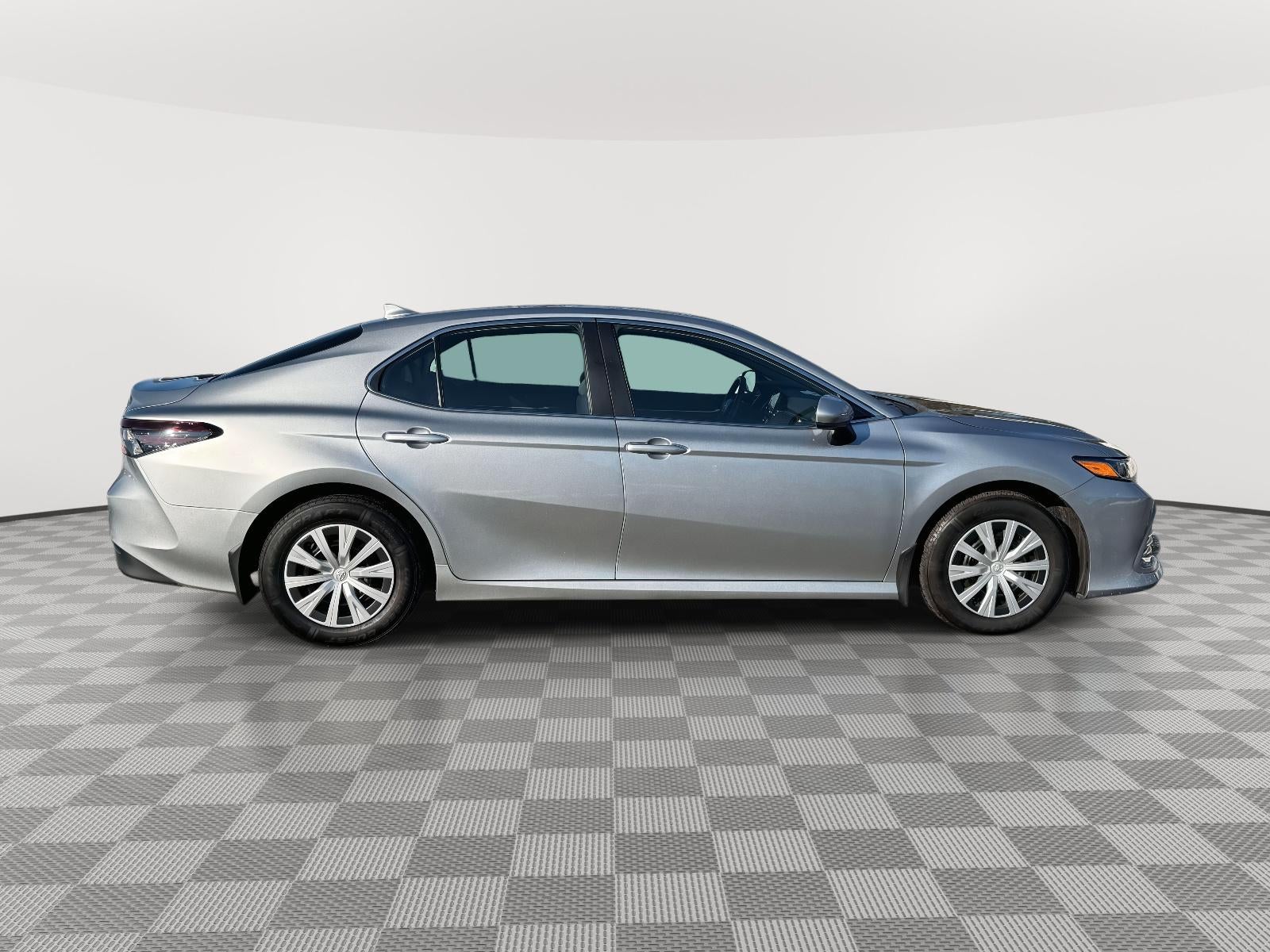 2023 Toyota Camry LE Hybrid