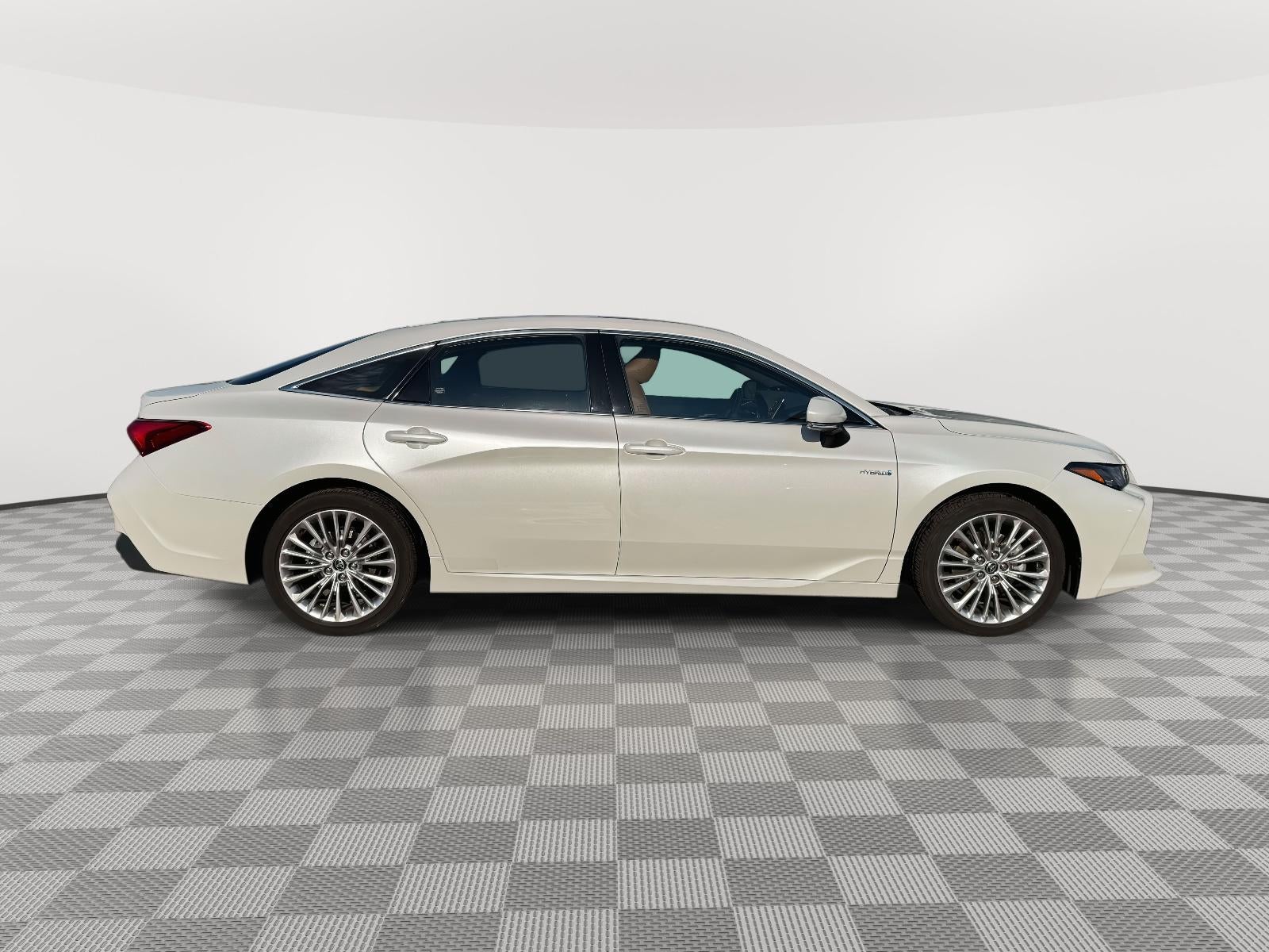 2020 Toyota Avalon Hybrid Limited