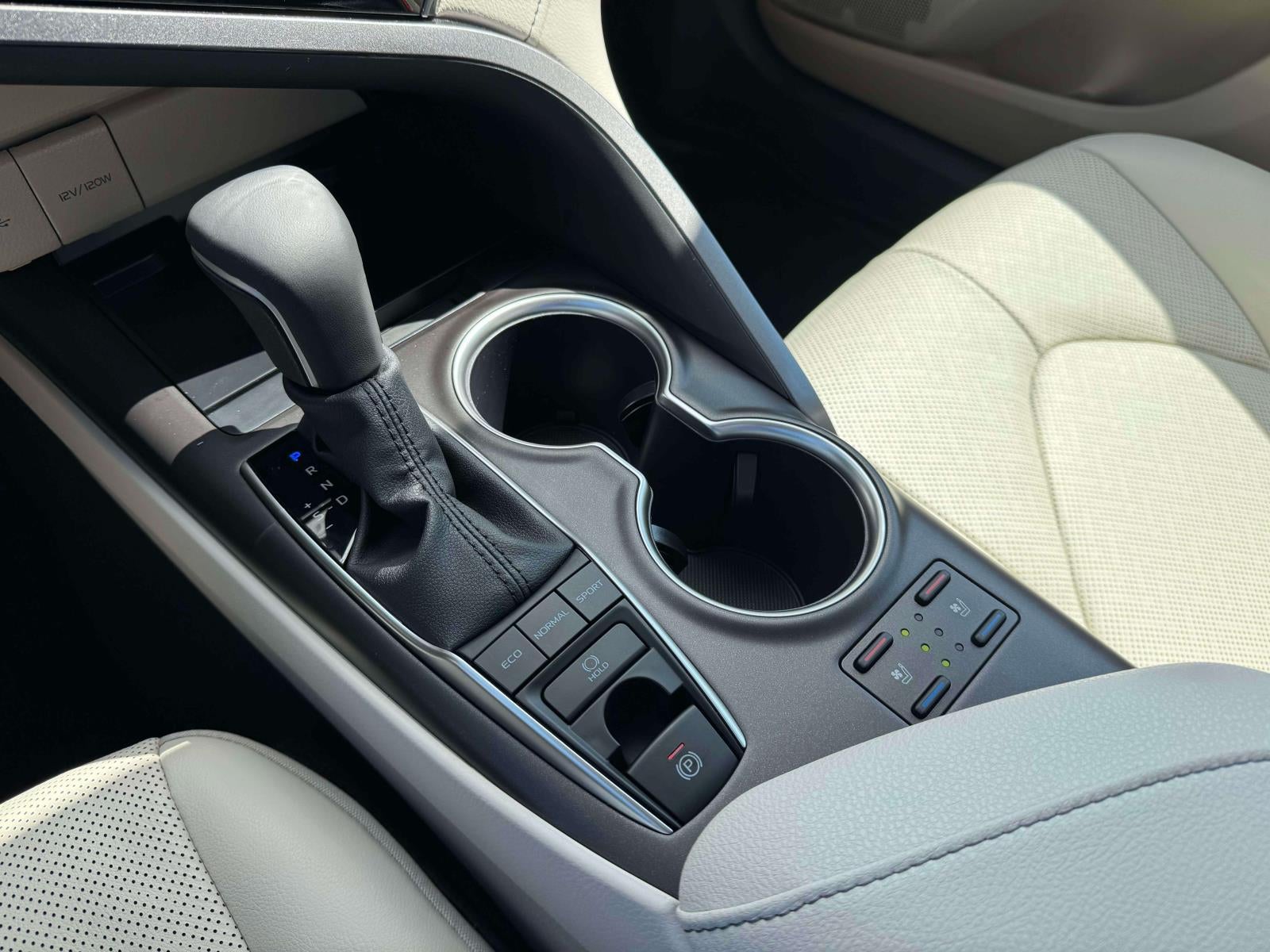 2024 Toyota Camry XLE V6