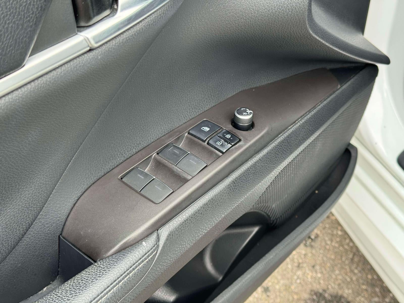 2021 Toyota Camry XSE Hybrid