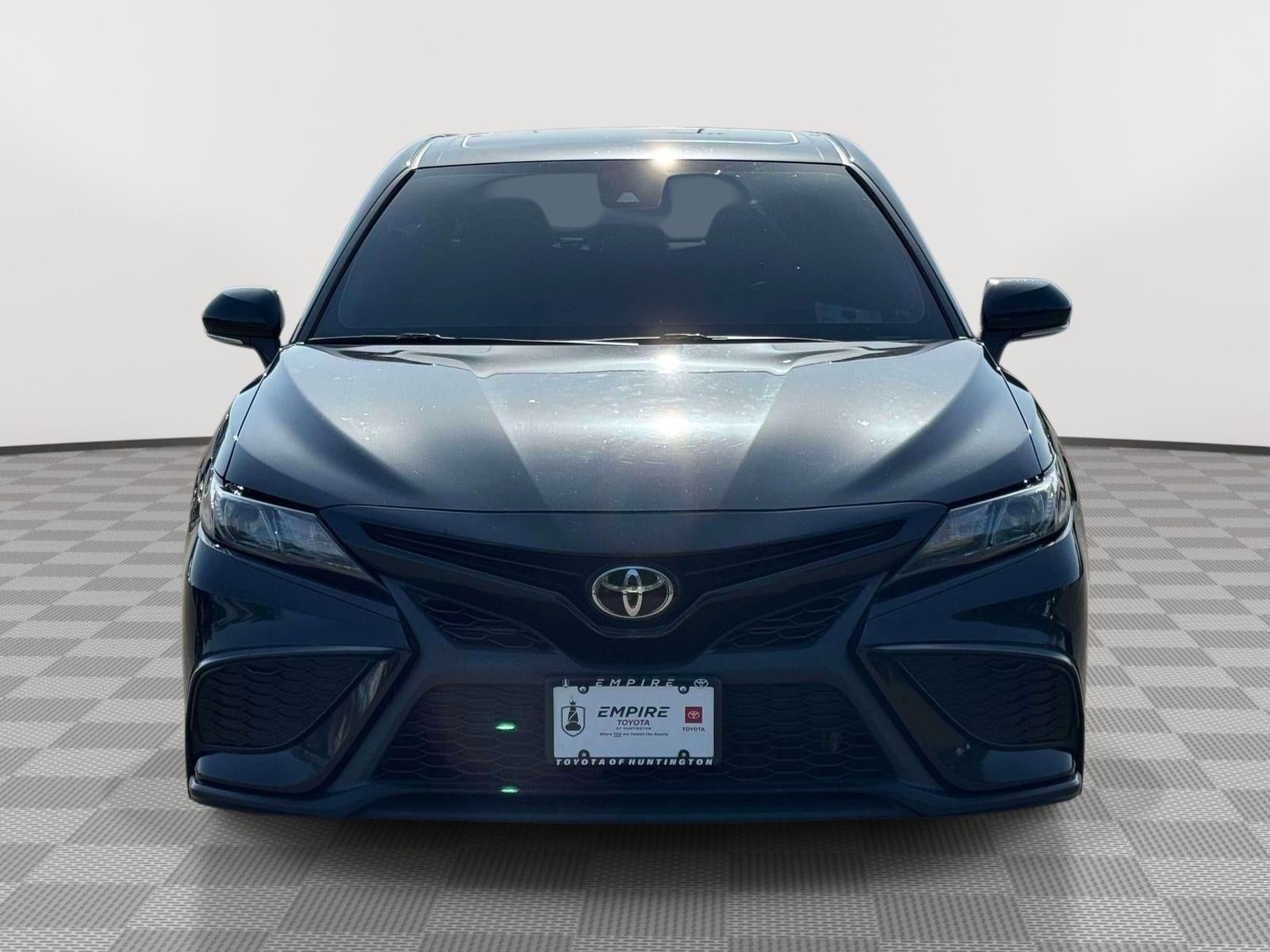 2022 Toyota Camry SE AWD