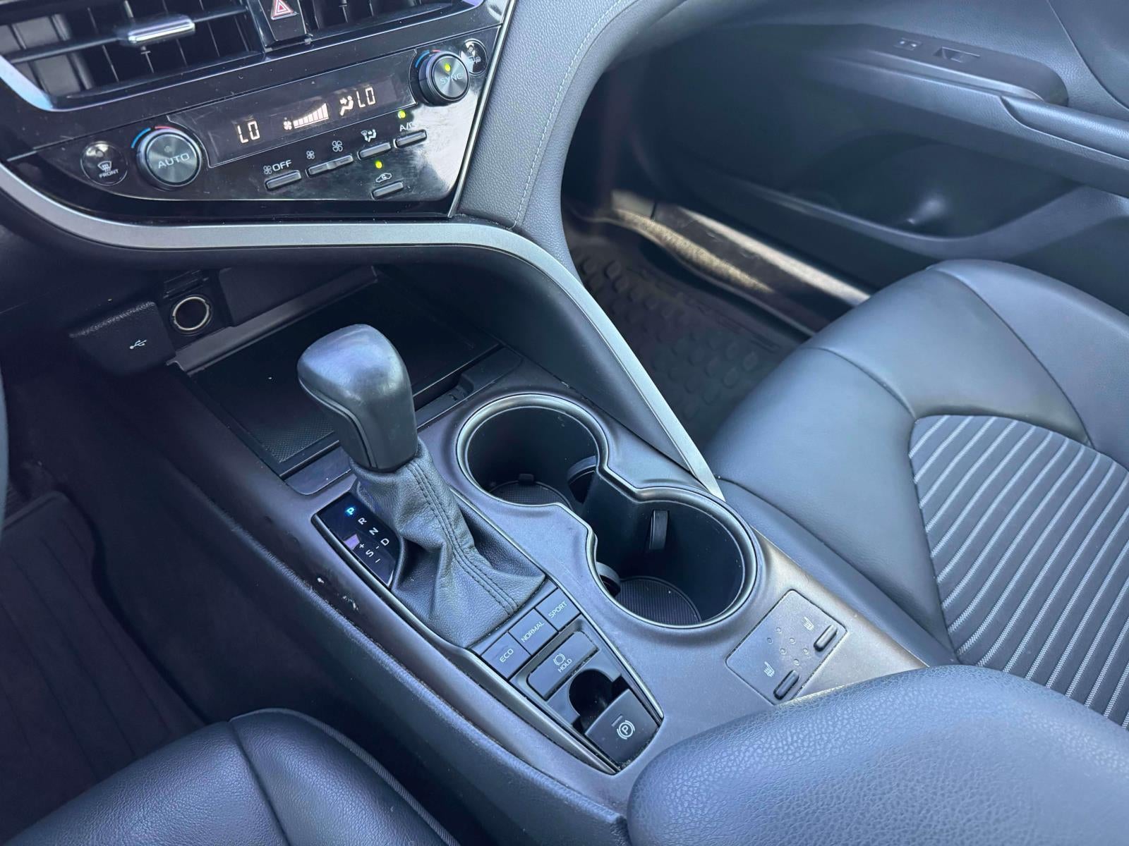 2022 Toyota Camry SE AWD
