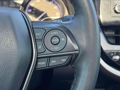 2022 Toyota Camry SE AWD