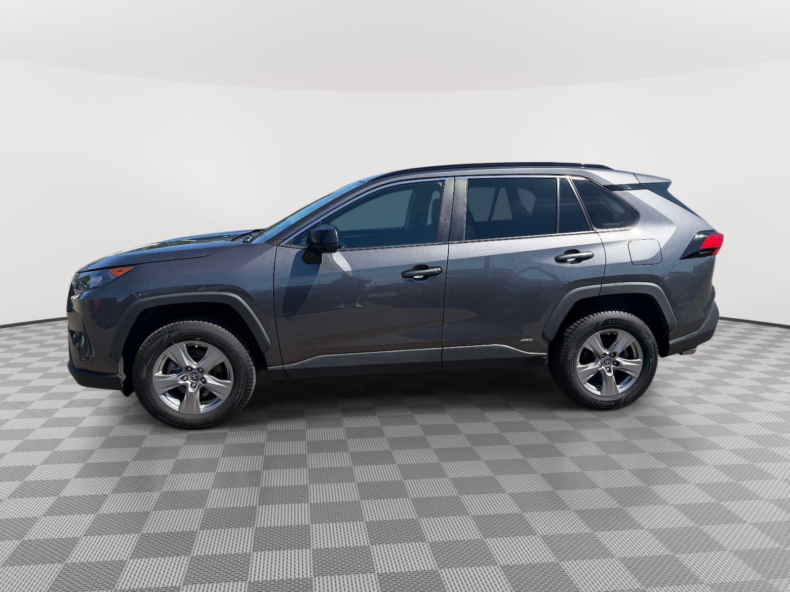 2022 Toyota RAV4 Hybrid LE