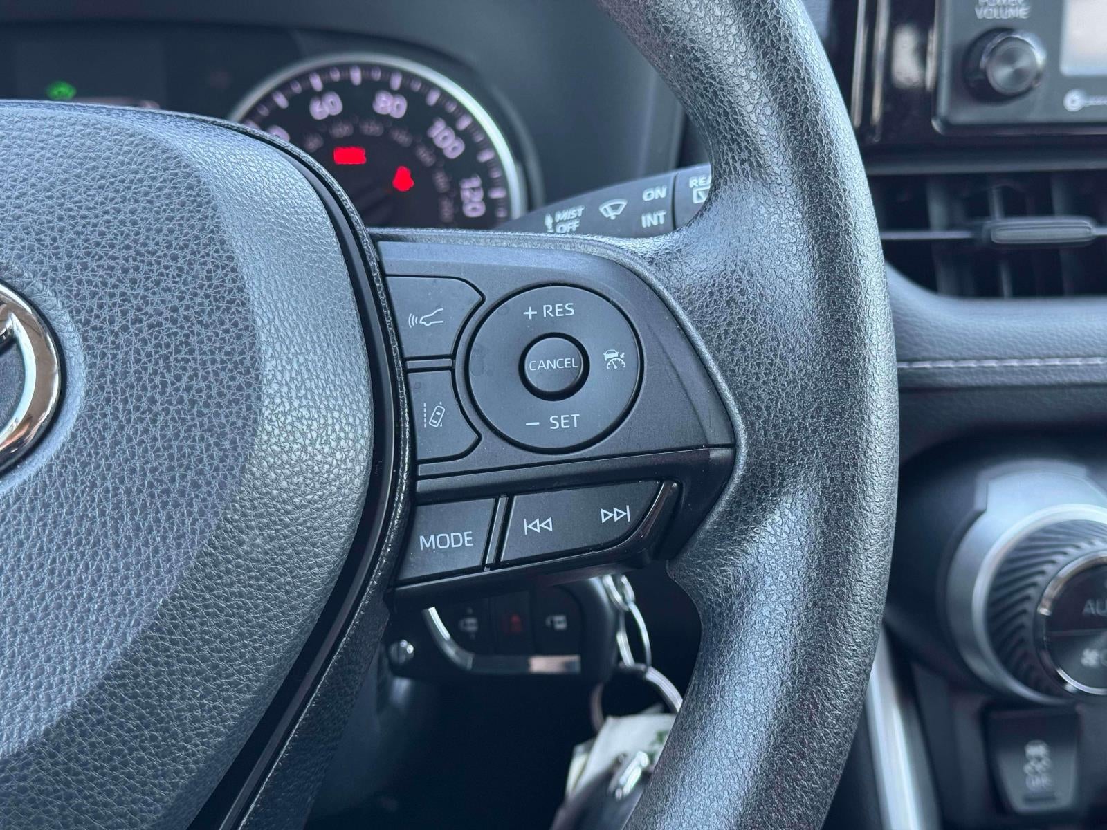 2021 Toyota RAV4 Hybrid LE