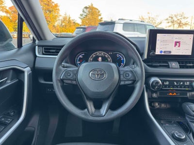 2025 Toyota RAV4 Hybrid XLE