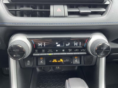 2023 Toyota RAV4 Hybrid SE