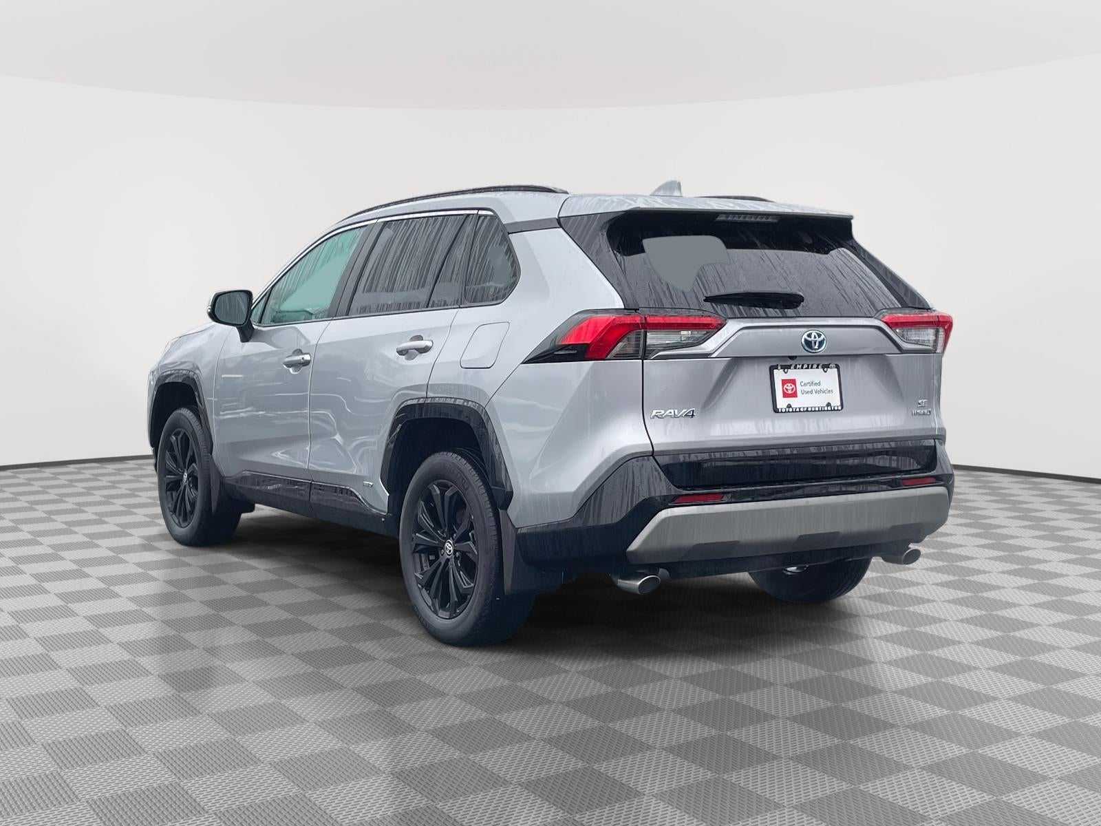 2023 Toyota RAV4 Hybrid SE