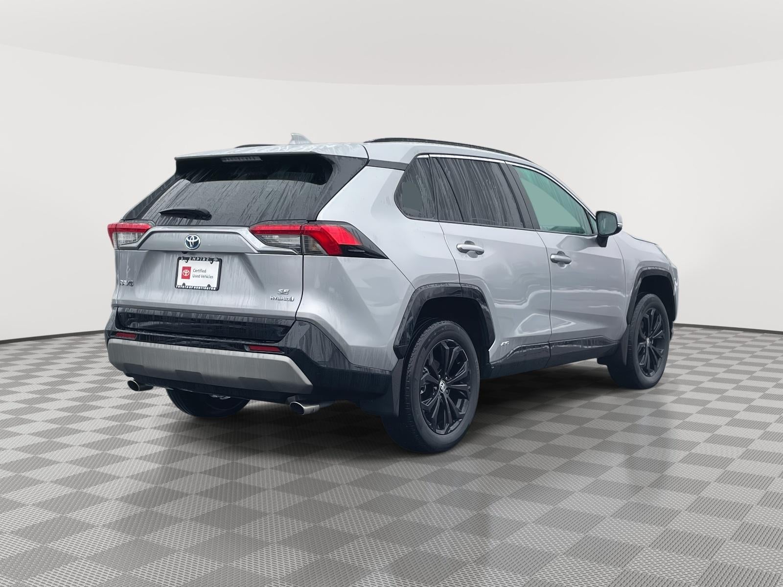 2023 Toyota RAV4 Hybrid SE