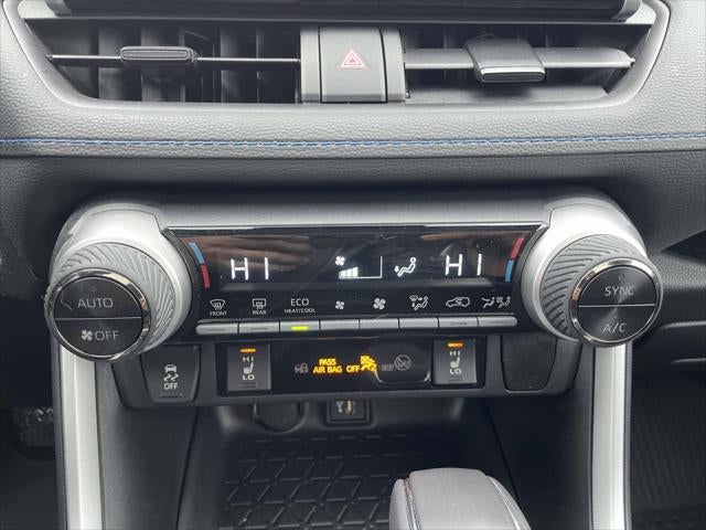 2023 Toyota RAV4 Hybrid SE