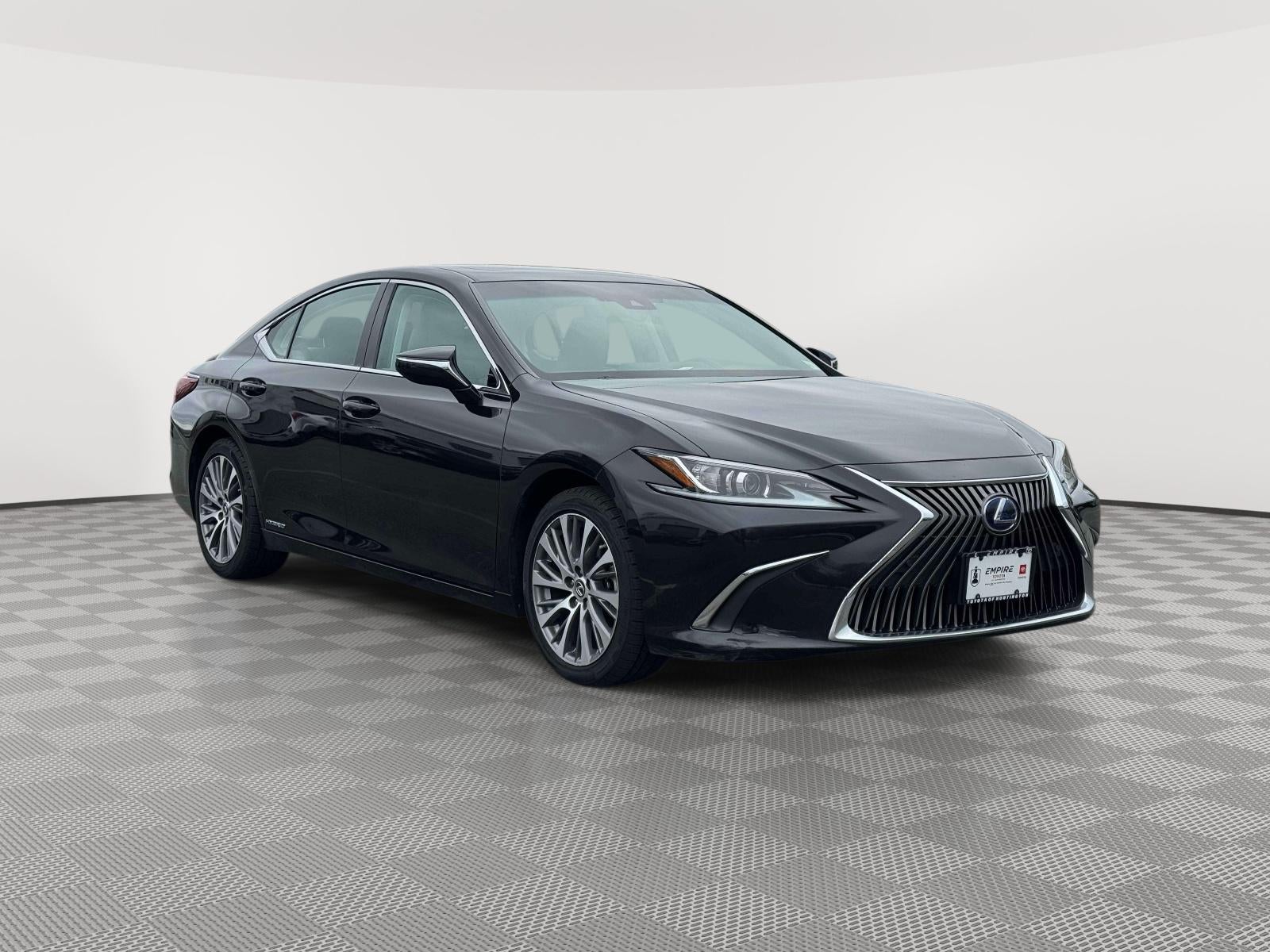 2021 Lexus ES 300h 300h