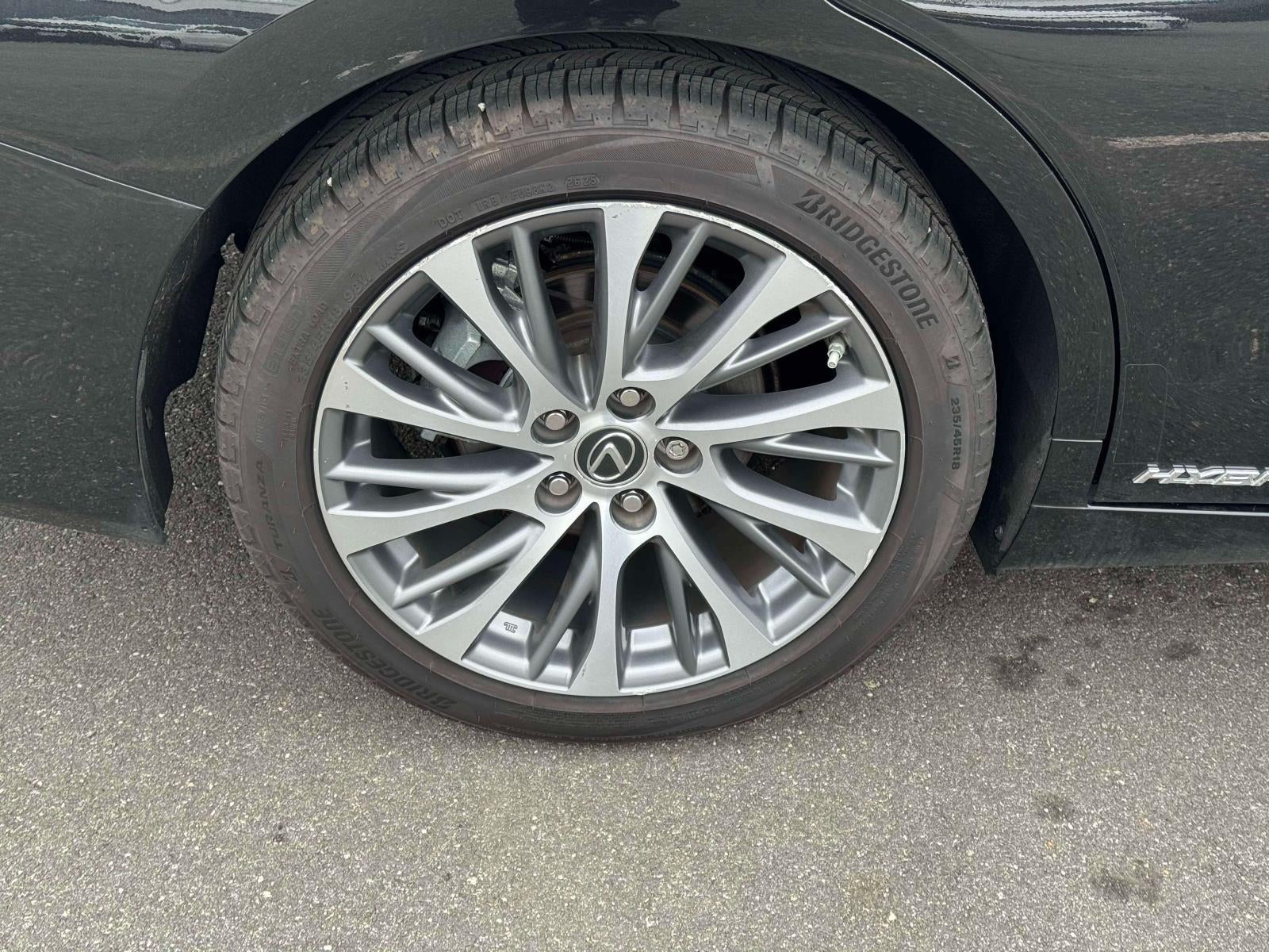 2021 Lexus ES 300h 300h