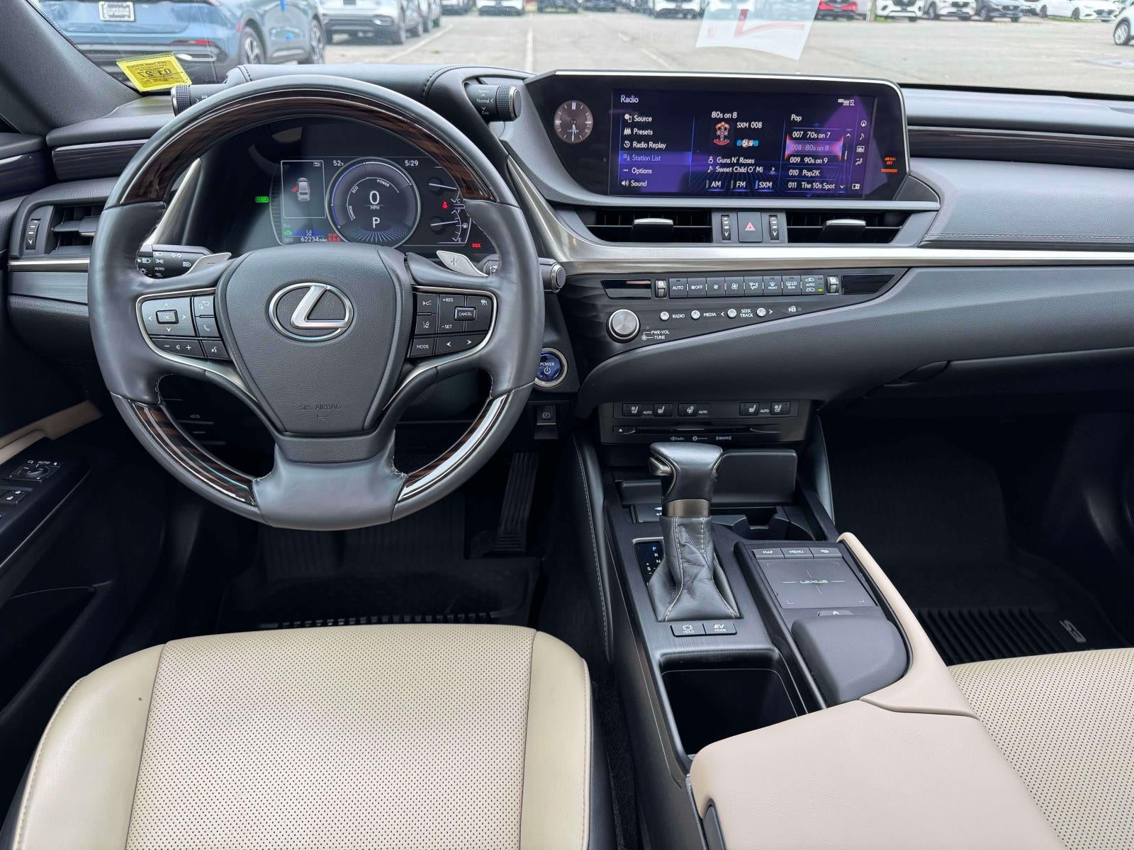 2021 Lexus ES 300h 300h