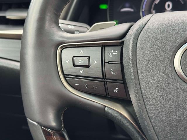 2021 Lexus ES 300h 300h