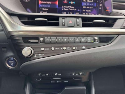 2021 Lexus ES 300h 300h