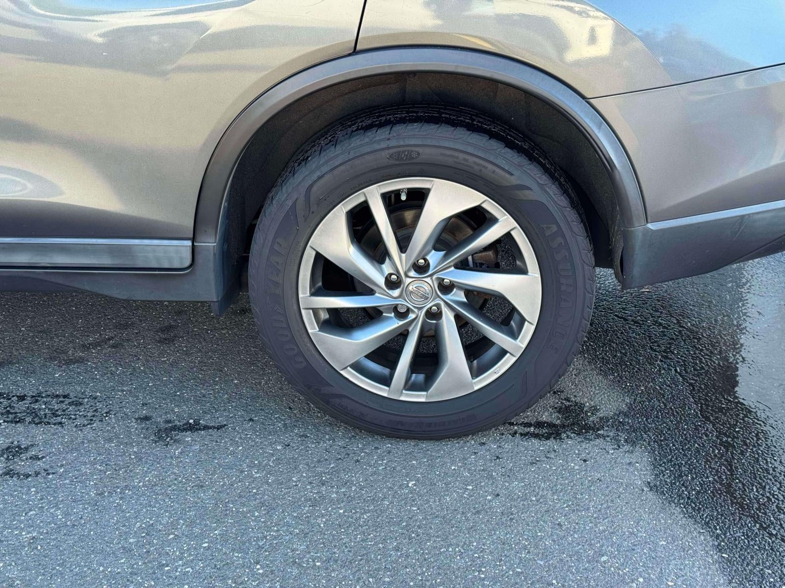 2015 Nissan Rogue SL