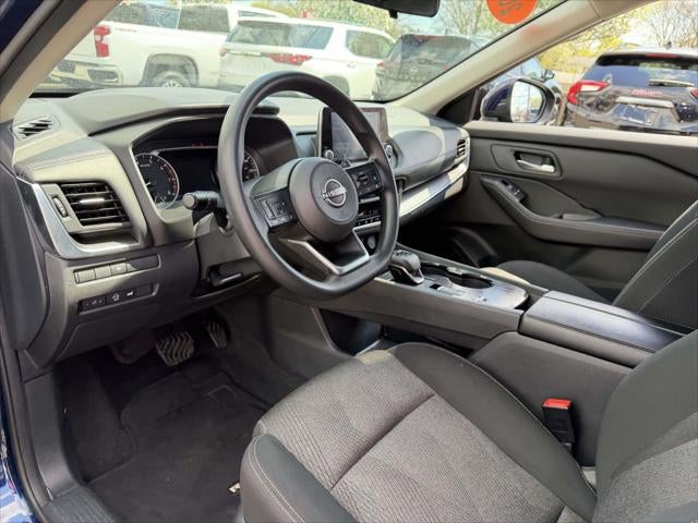 2024 Nissan Rogue SV FWD