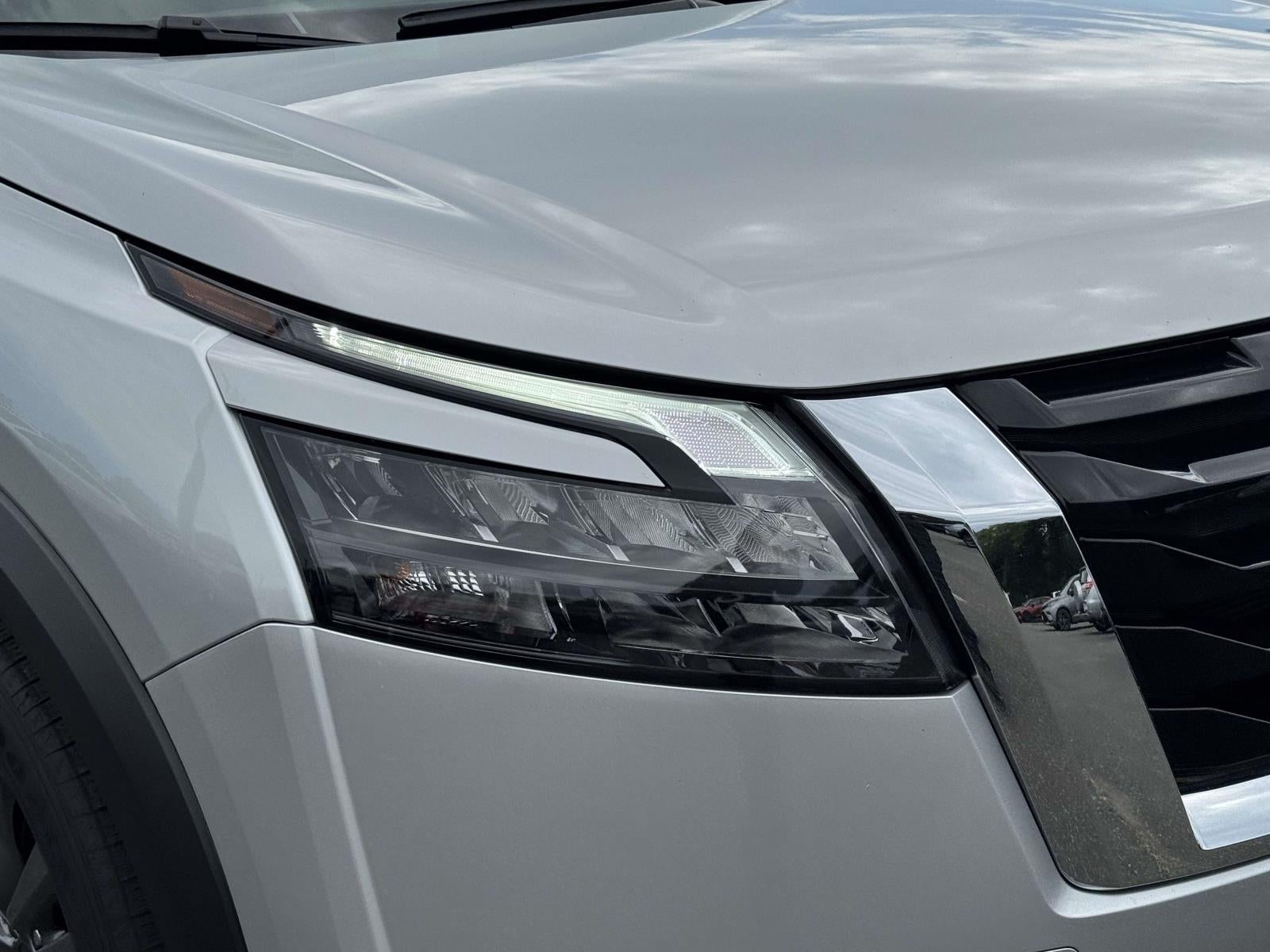 2024 Nissan Pathfinder SV 4WD
