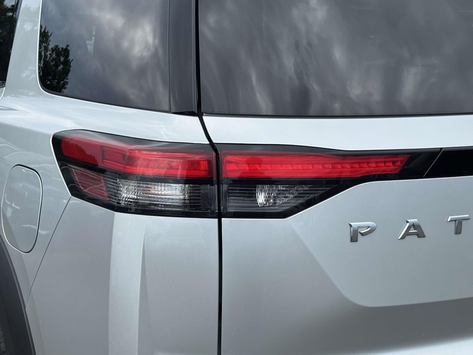 2024 Nissan Pathfinder SV 4WD