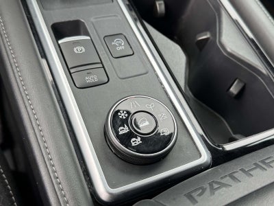 2024 Nissan Pathfinder SV 4WD