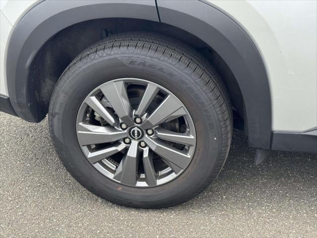 2024 Nissan Pathfinder SV 4WD
