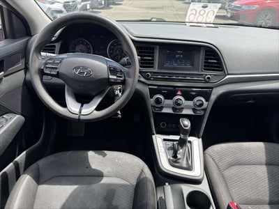 2019 Hyundai Elantra SE