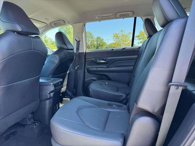 2025 Toyota Grand Highlander XLE