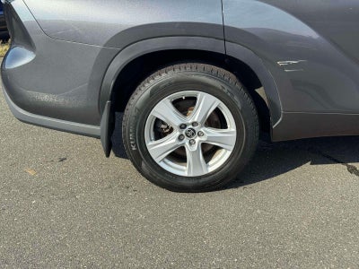 2022 Toyota Highlander Hybrid LE