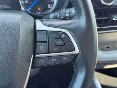 2022 Toyota Highlander Hybrid LE