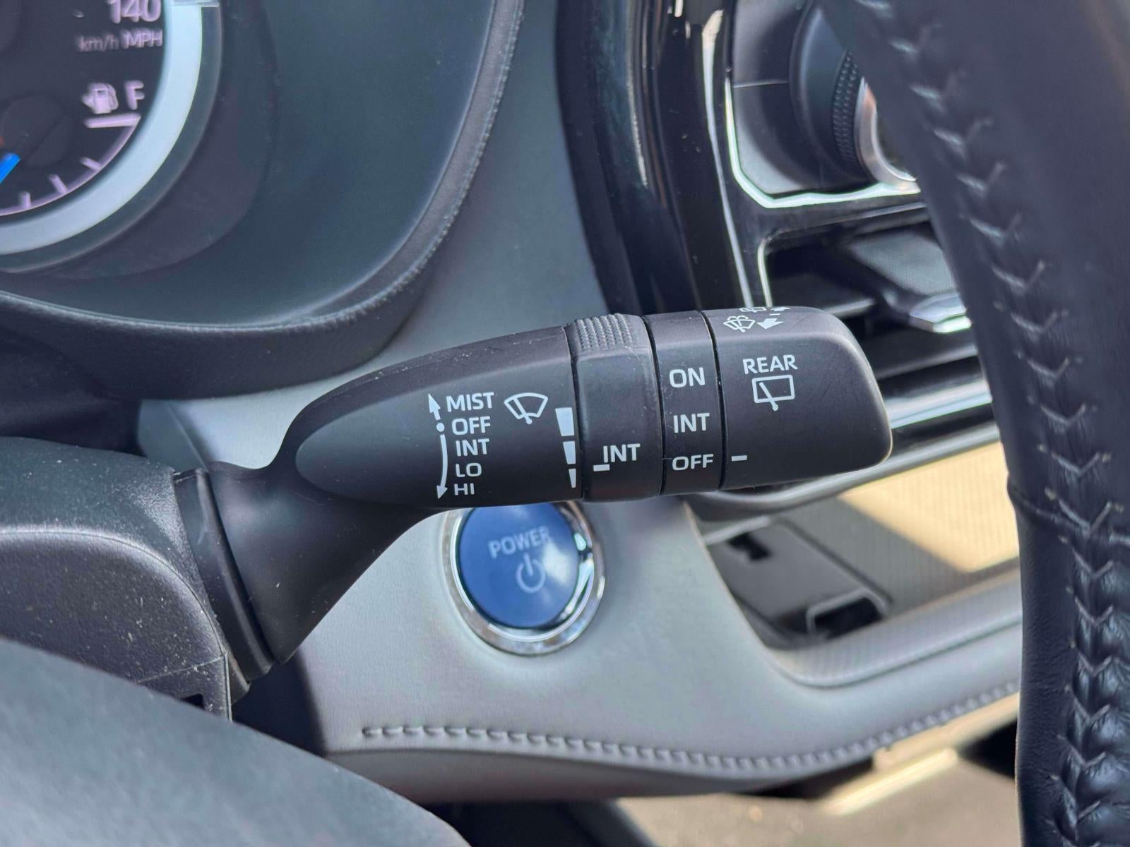 2022 Toyota Highlander Hybrid LE