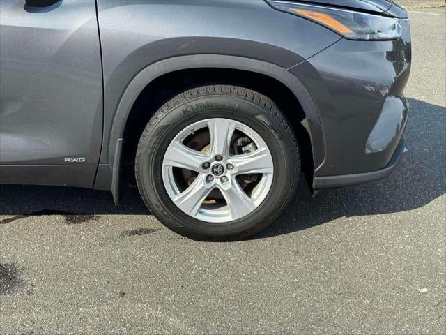 2022 Toyota Highlander Hybrid LE
