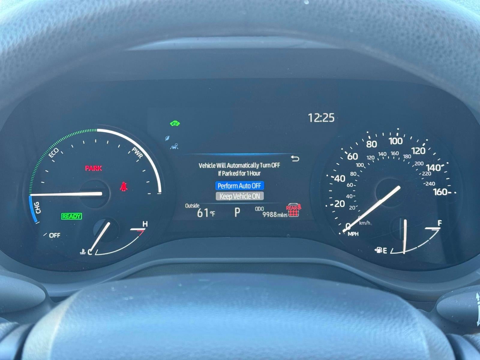 2025 Toyota Sienna LE