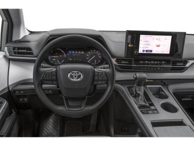 2025 Toyota Sienna LE