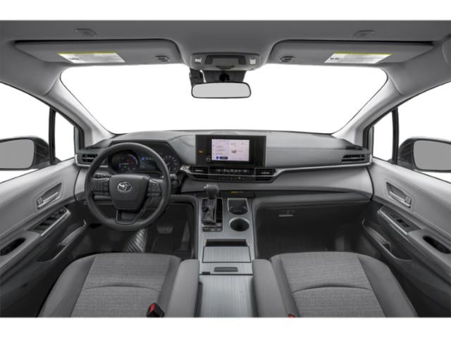 2025 Toyota Sienna LE