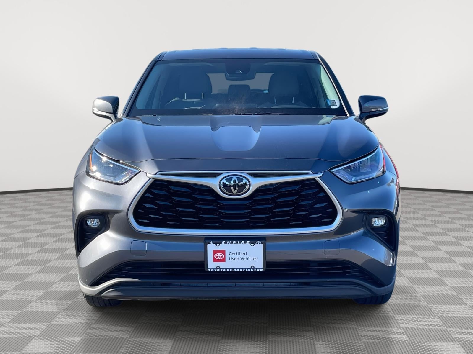 2020 Toyota Highlander LE