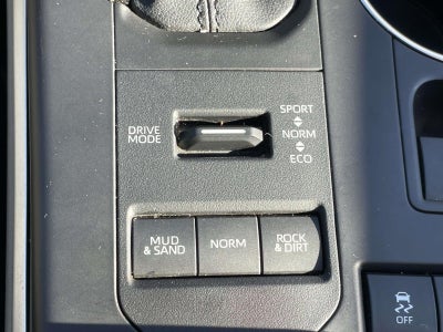 2020 Toyota Highlander LE