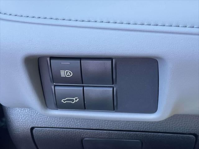 2020 Toyota Highlander LE