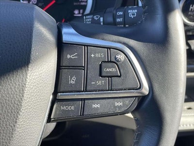 2020 Toyota Highlander LE