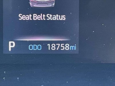 2020 Toyota Highlander LE