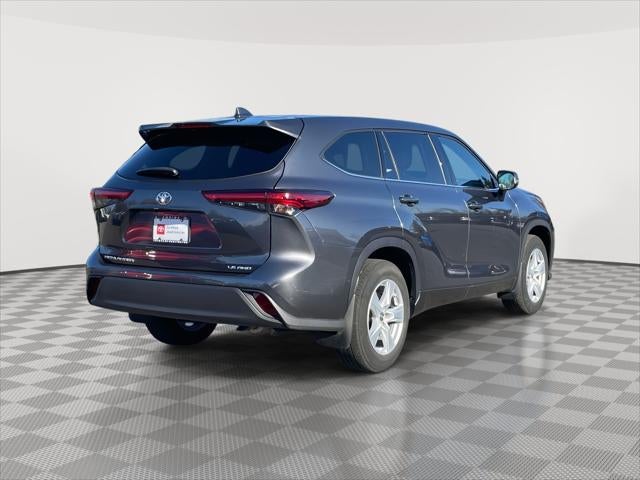 2020 Toyota Highlander LE