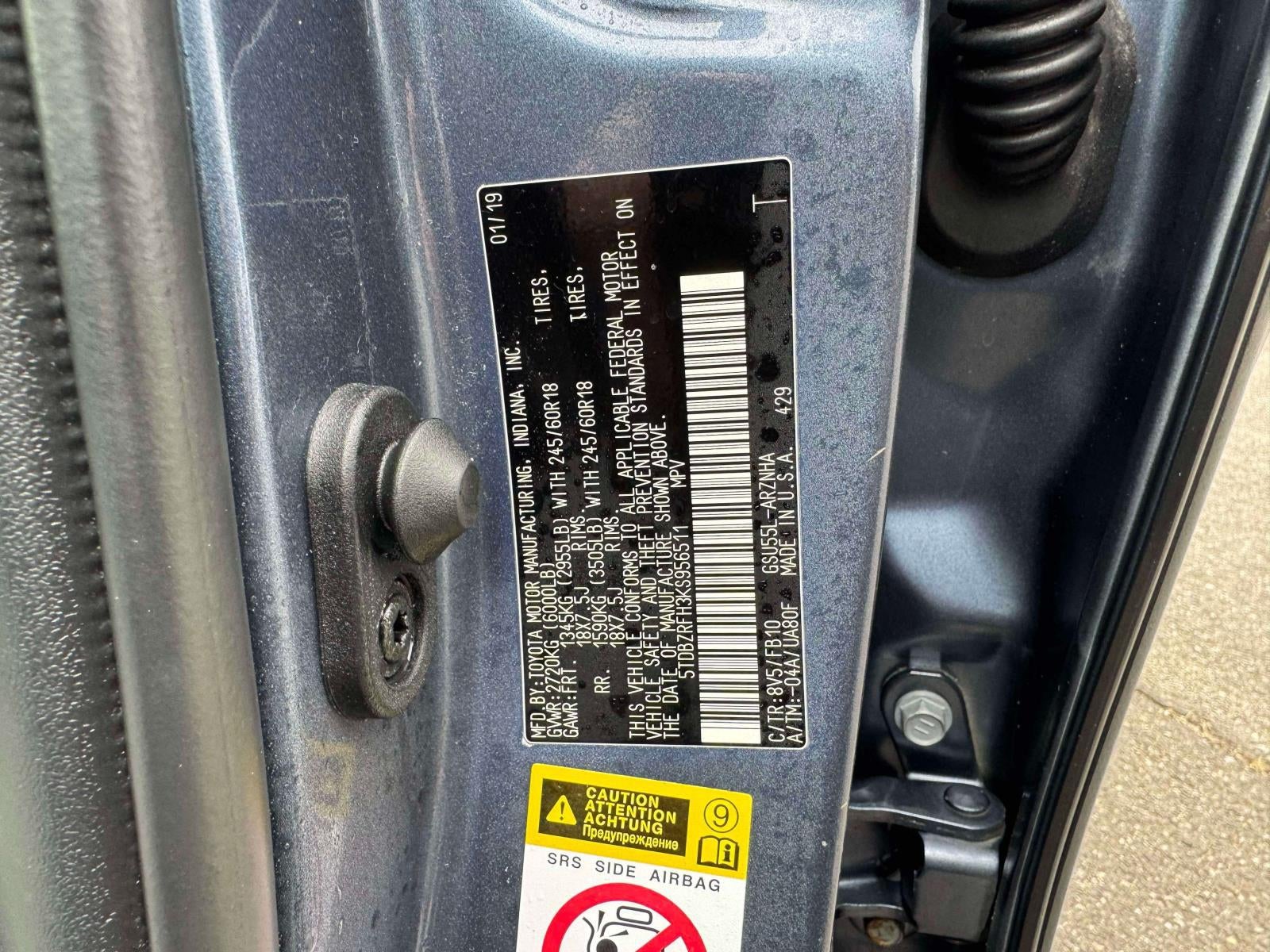 2019 Toyota Highlander LE