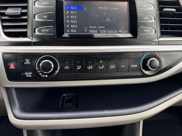 2019 Toyota Highlander LE