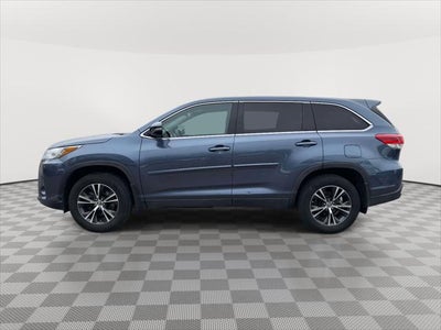 2019 Toyota Highlander LE