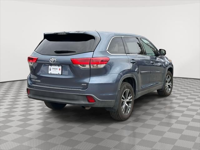 2019 Toyota Highlander LE