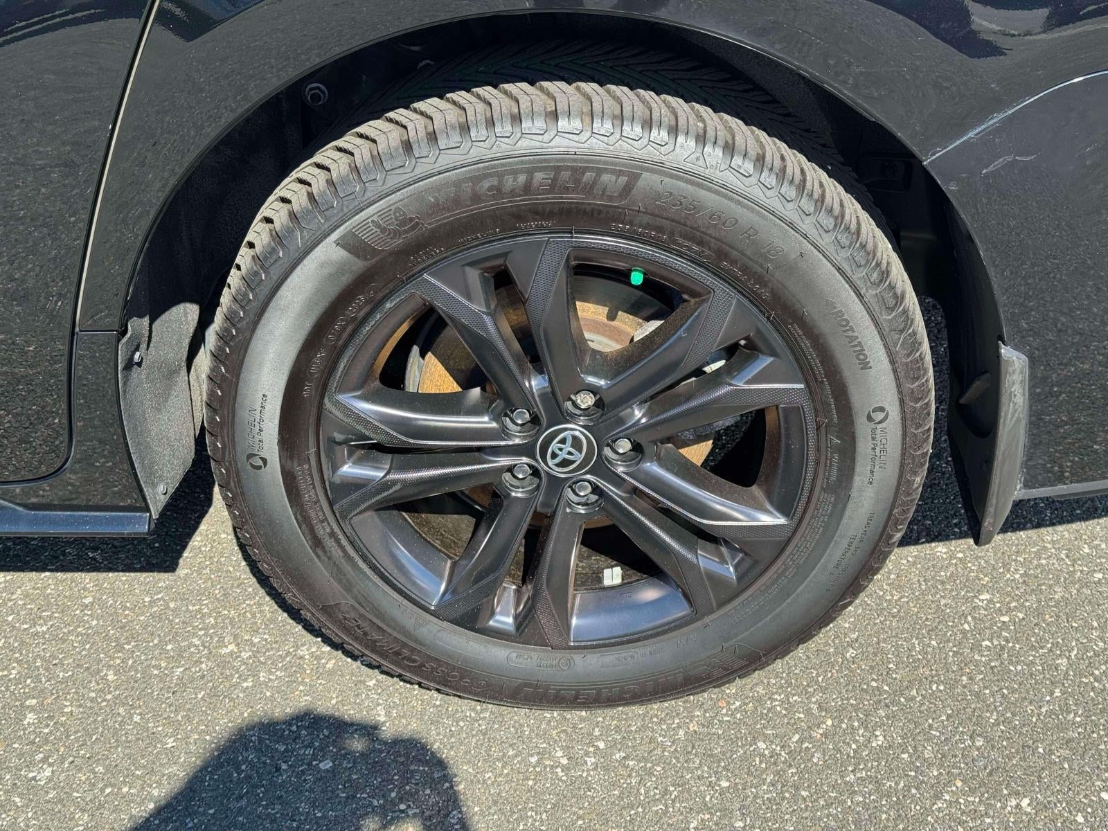 2024 Toyota Sienna Woodland Edition