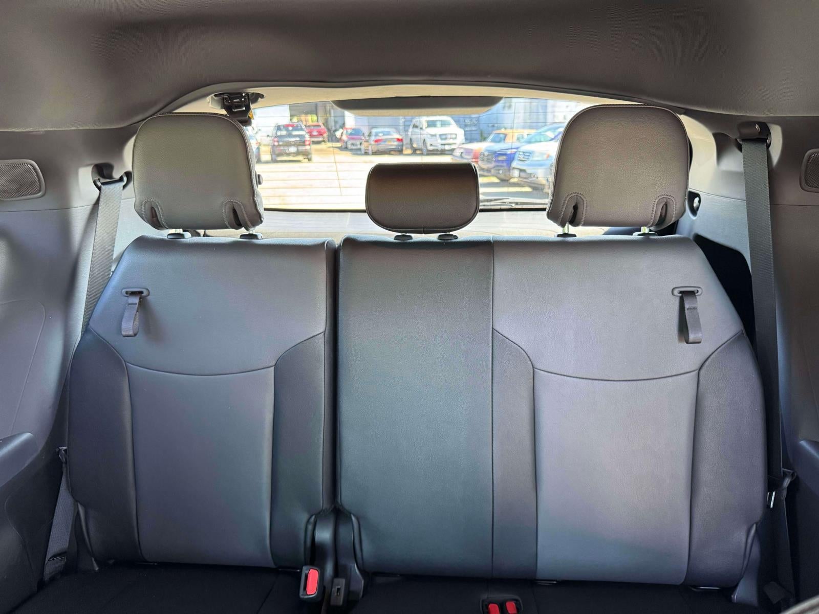 2024 Toyota Sienna Woodland Edition