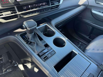 2024 Toyota Sienna Woodland Edition