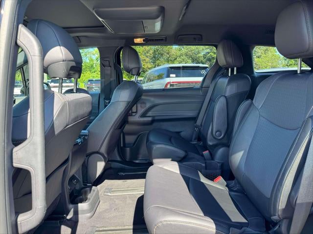 2024 Toyota Sienna Woodland Edition