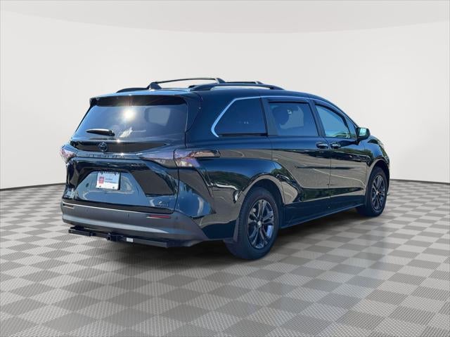 2024 Toyota Sienna Woodland Edition