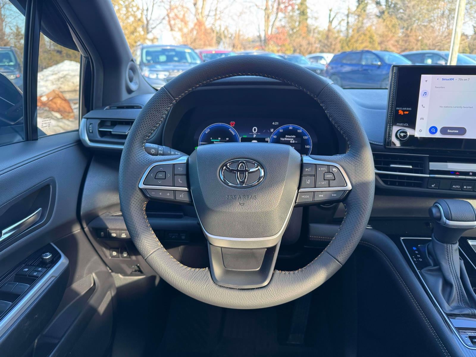 2025 Toyota Sienna Woodland Edition